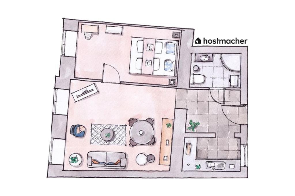 Pristine 1br Steps From By Hm * Viena